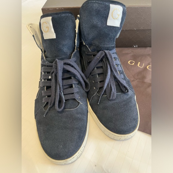 Men’s Gucci Blue Suede Interlocking GG Lace up sneaker - Picture 7 of 10